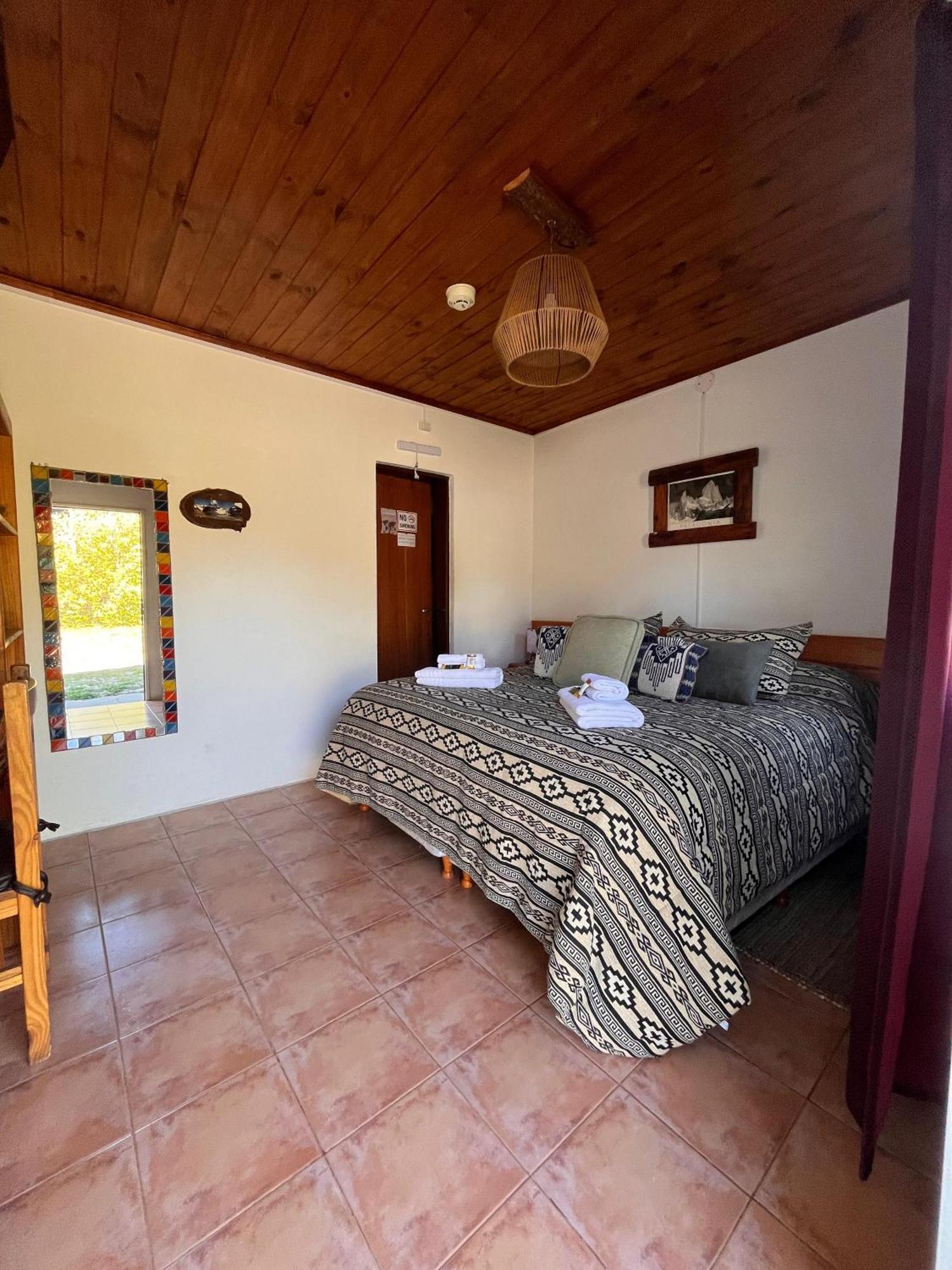 Hosteria Thiamalu El Chaltén Zewnętrze zdjęcie
